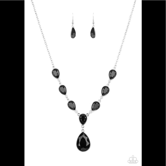 Party Paradise Black Necklace